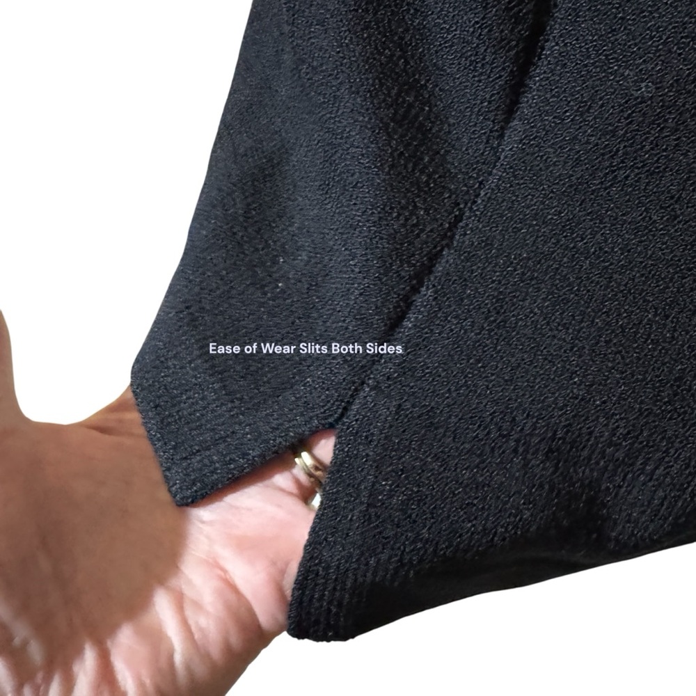 St. John Basics Pull Over Lightweight Tank Style … - image 8